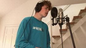 街头歌手在线视频,揭秘街头歌手的动人瞬间