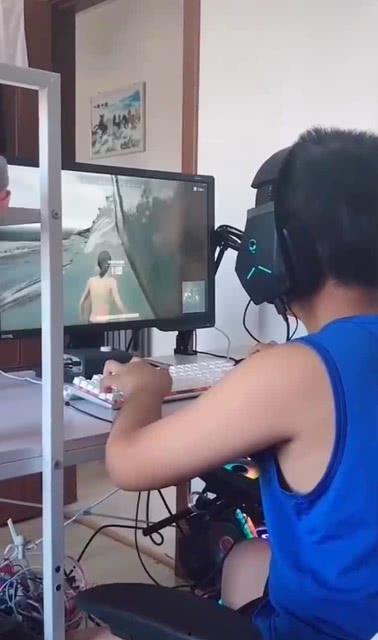 鸡不放假在线视频,揭秘农场鸡的24小时工作日常